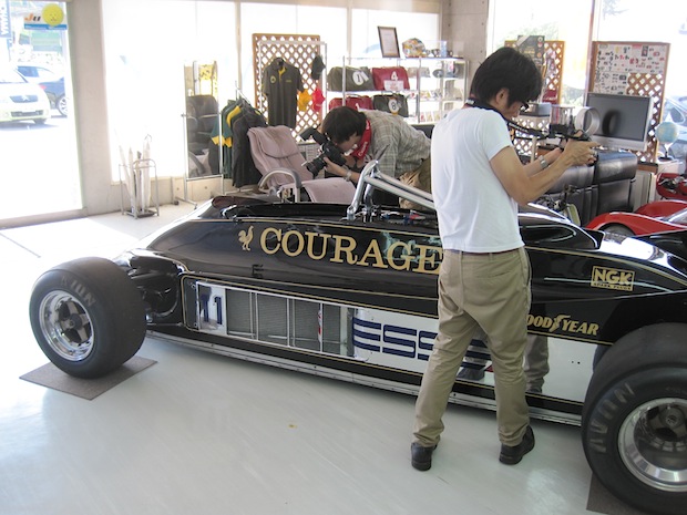 PLANEX CARS - ショールームに展示中のロータス88Bを徹底取材